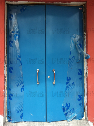 屏蔽門（mén）窗